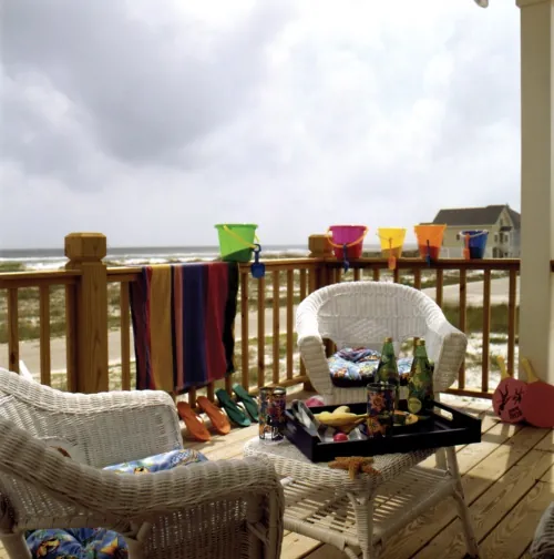 Bungalow Outdoor Living Space Bungalow Outdoor Living Space